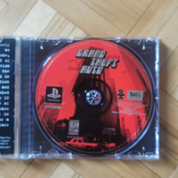Vintage 1997/1998 Grand Theft Auto/GTA playstation Game/DVD - Picture 2 of 3